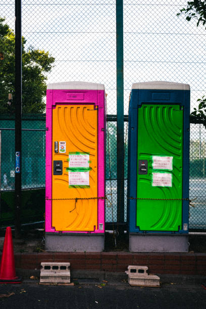Porta potty delivery and setup in Grayslake, IL
